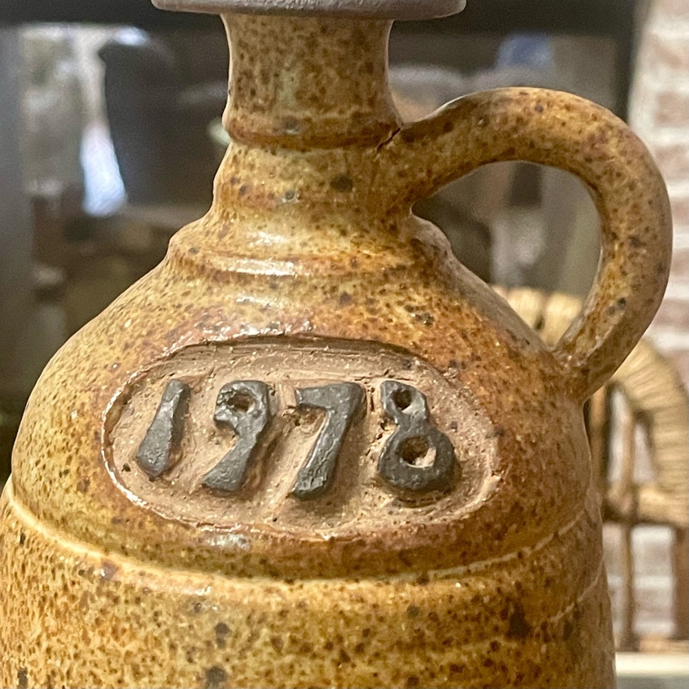 Vintage stoneware jug, 1978, given the embossed date.
Studio pottery! - Picture 4 of 10